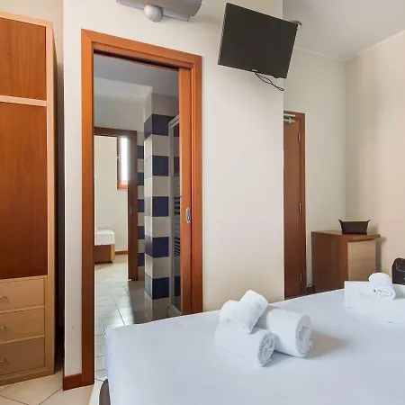 Camplus Guest 2* Catania